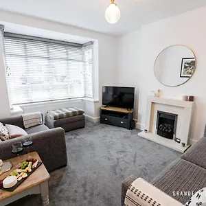 Buckland Heights By Grandeur Property , Poole United Kingdom
